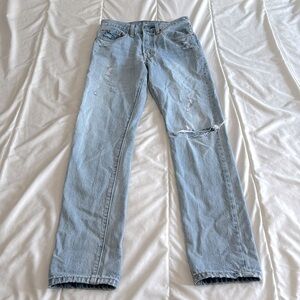Levi’s 501s Distressed Light Wash Skinny Jeans Size 26